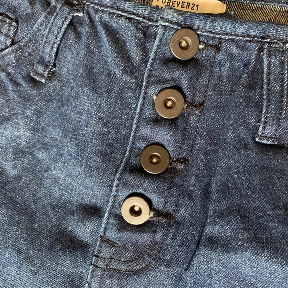NWT Forever 21 High Waist Denim Shorts - Picture 4 of 6